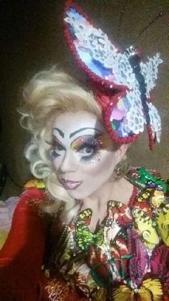 Foto 1 - drag queen tchaka festival de cinema ancine